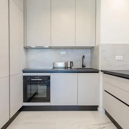 Cosmopolitan **** Appartement