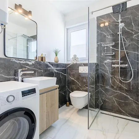 Cosmopolitan **** 公寓 *